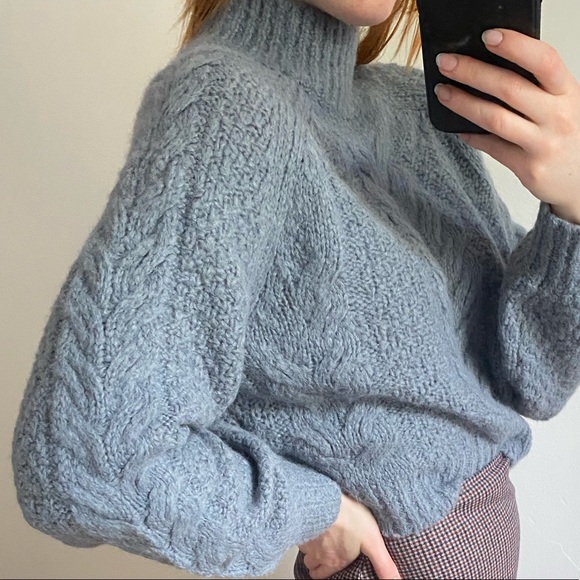 Sunday Best blue mock neck Alpaca/wool crop knit sweater - Picture 4 of 9